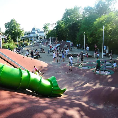 In Mi Dzyzdroje By The Sea