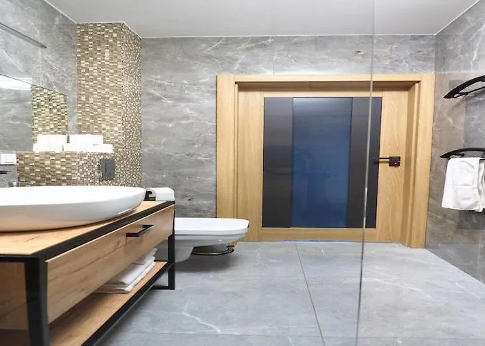 In Mi Dzyzdroje By The Sea *